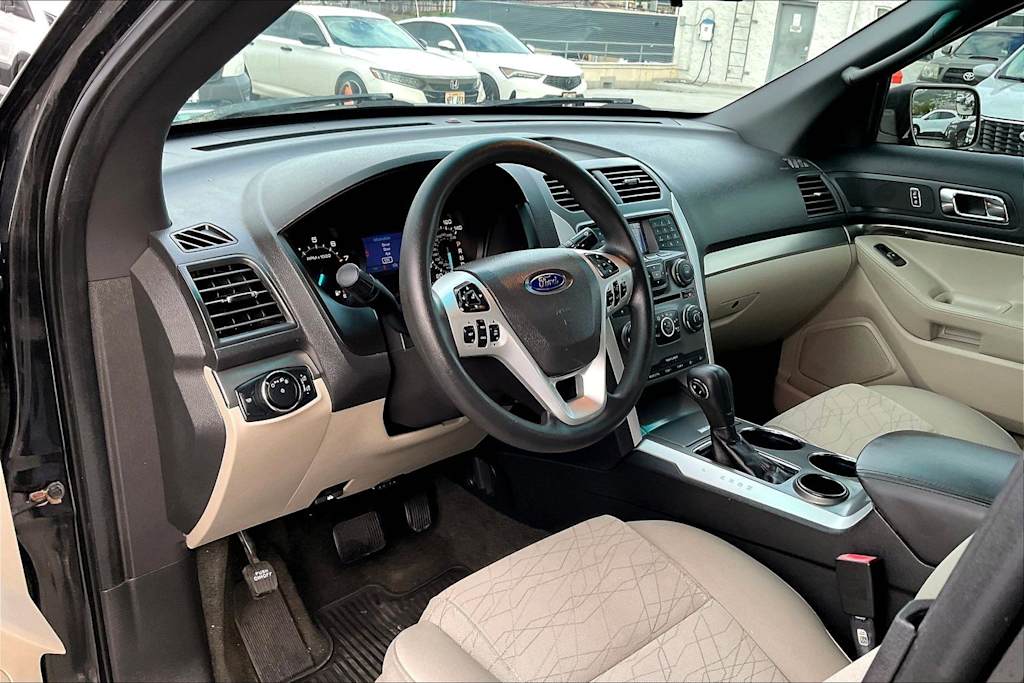 Thumbnail: 2014 Ford Explorer - 2