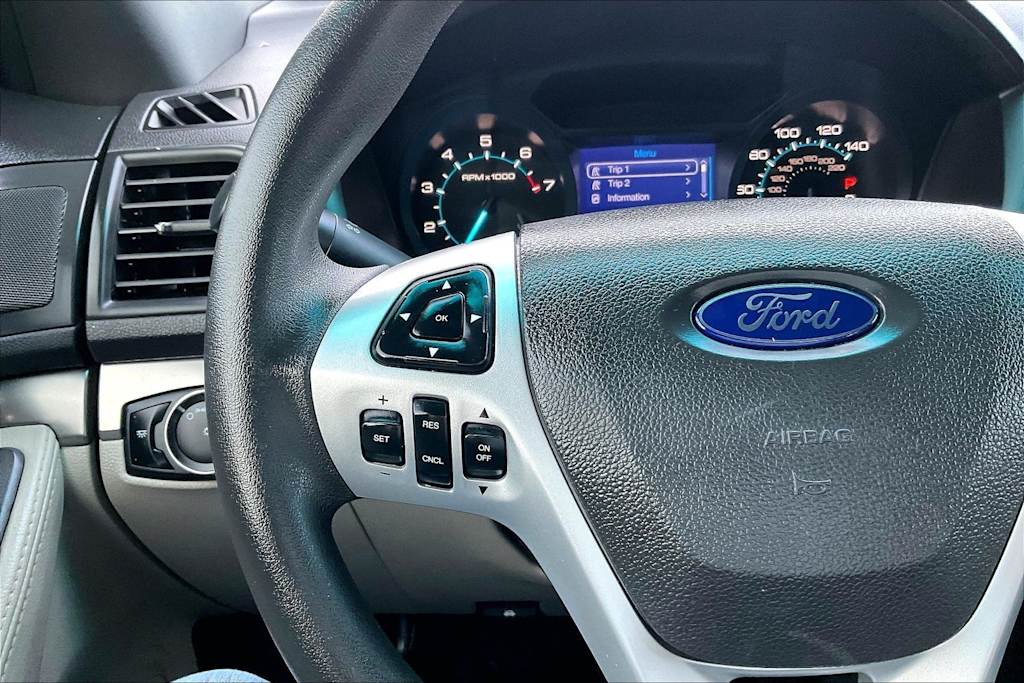 Thumbnail: 2014 Ford Explorer - 25