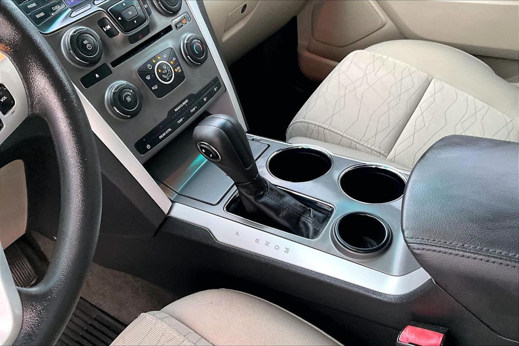 Thumbnail: 2014 Ford Explorer - 15