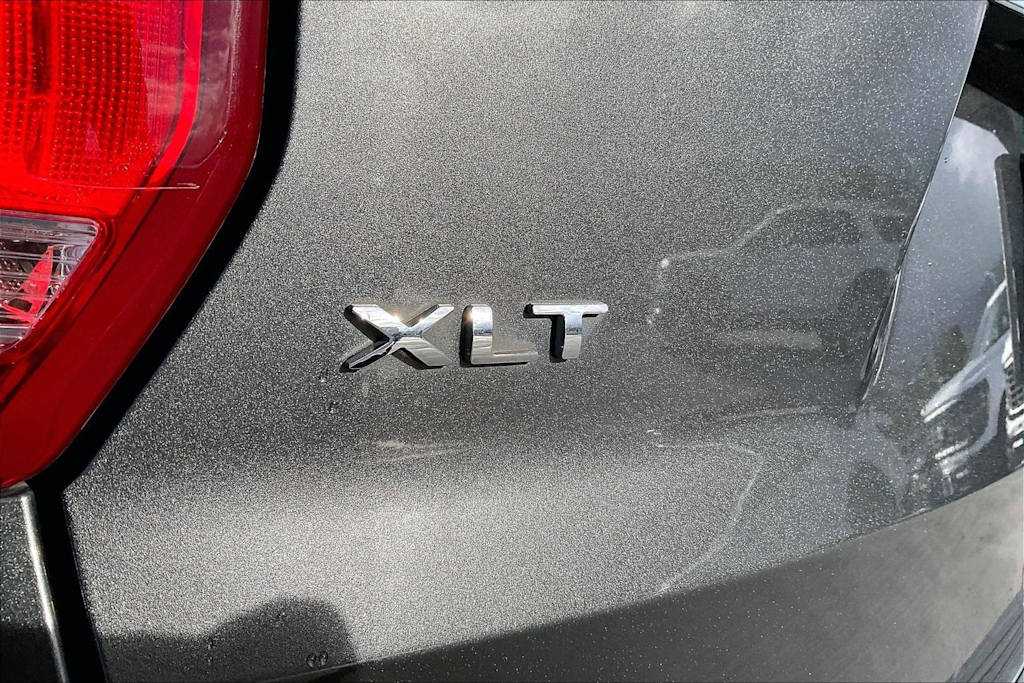 Thumbnail: 2019 Ford Explorer - 7