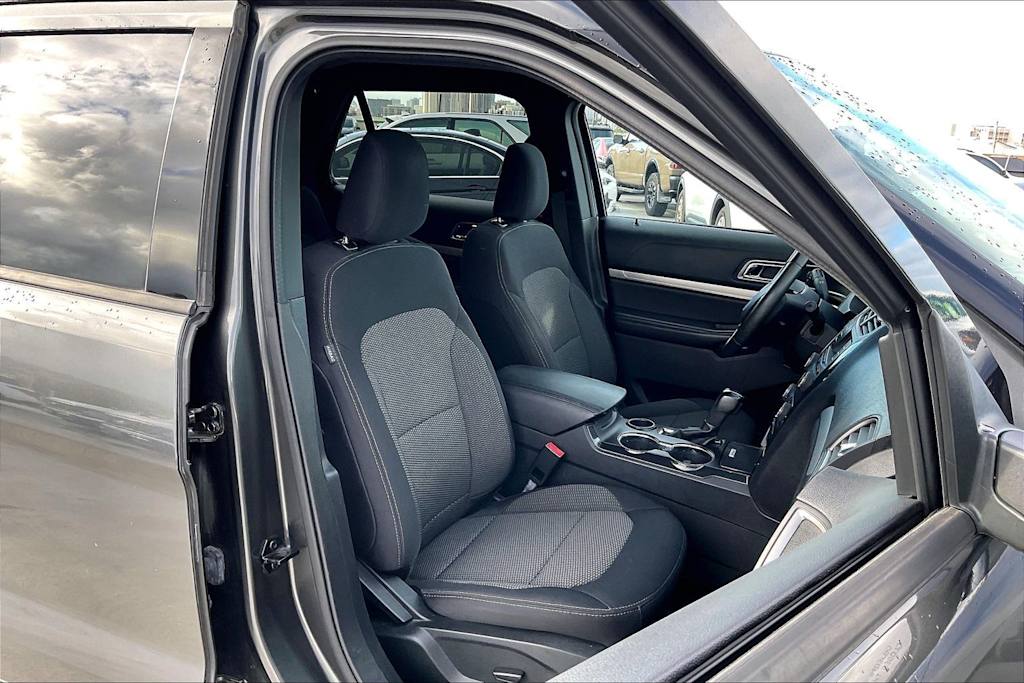 Thumbnail: 2019 Ford Explorer - 12