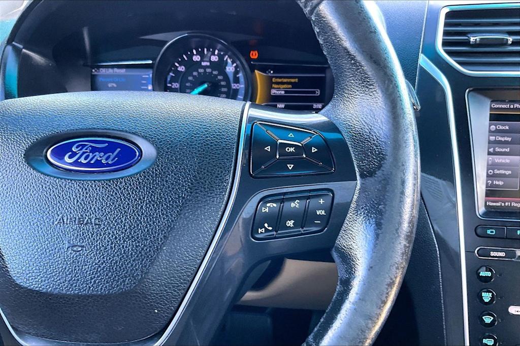 Thumbnail: 2016 Ford Explorer - 25