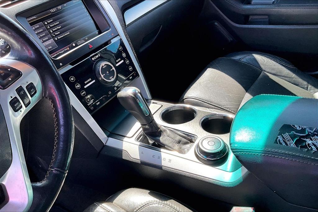 Thumbnail: 2014 Ford Explorer - 17