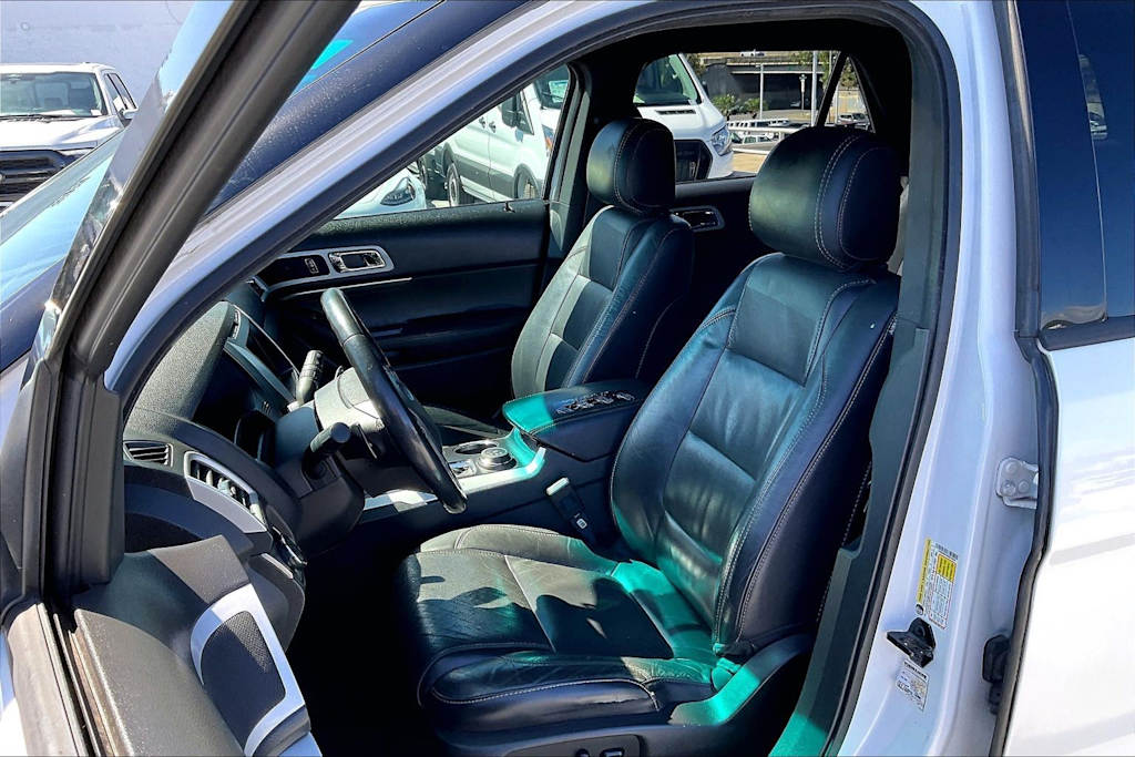 Thumbnail: 2014 Ford Explorer - 11