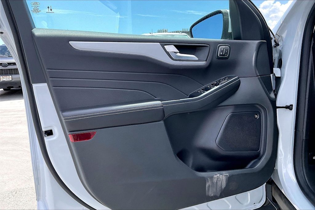 Thumbnail: 2025 Ford Escape - 27