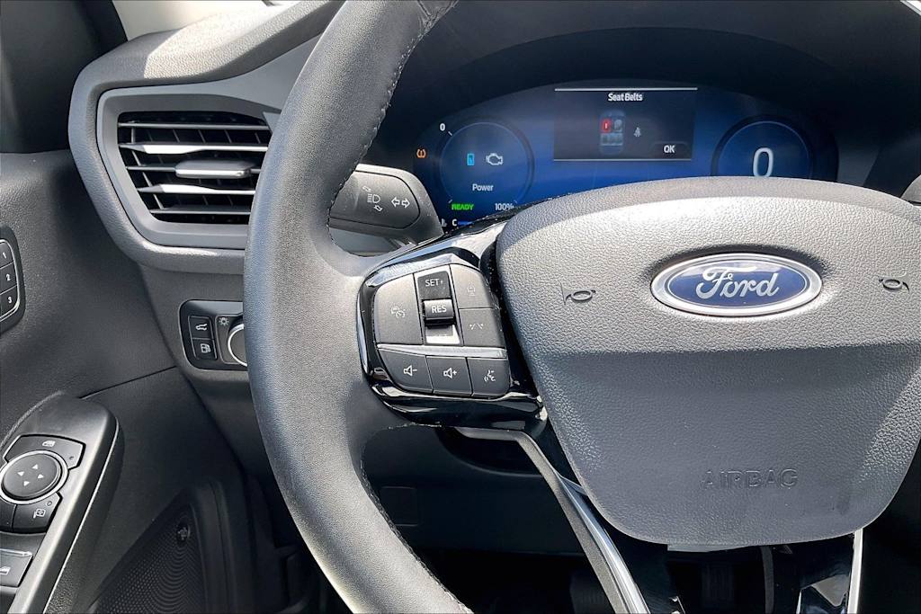 Thumbnail: 2025 Ford Escape - 25