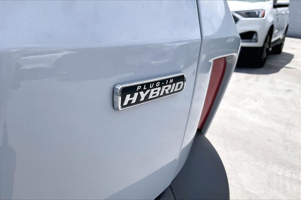 Thumbnail: 2025 Ford Escape - 7