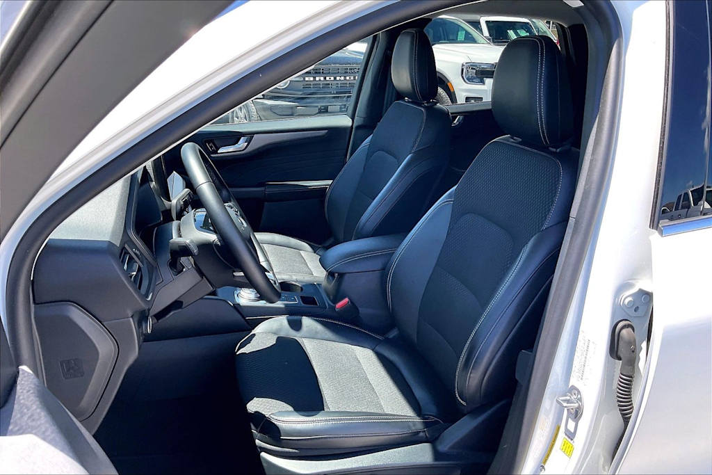 Thumbnail: 2025 Ford Escape - 11