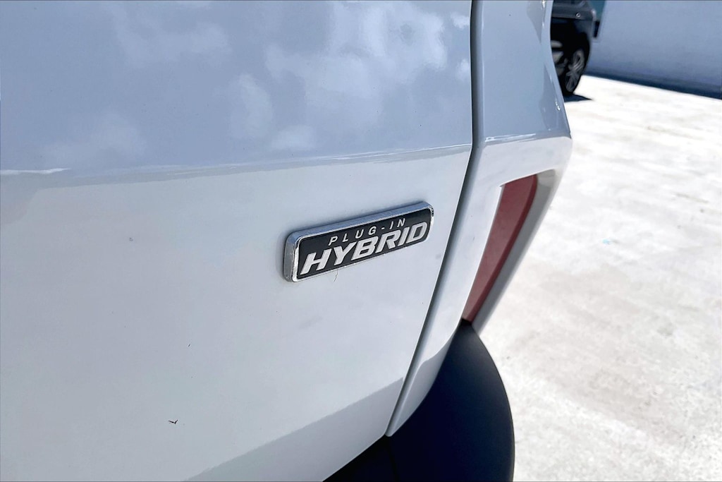 Thumbnail: 2025 Ford Escape - 7