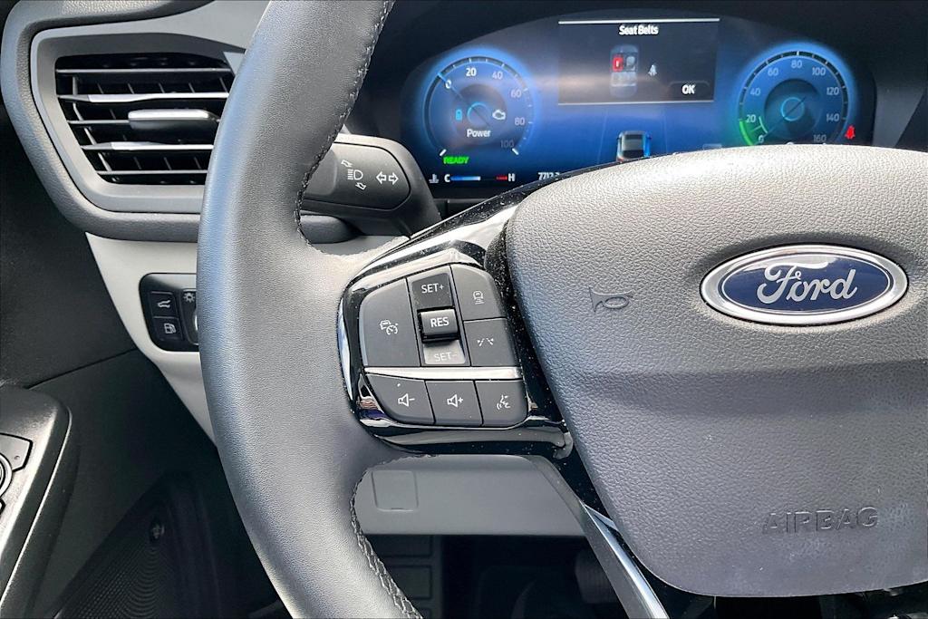 Thumbnail: 2025 Ford Escape - 25