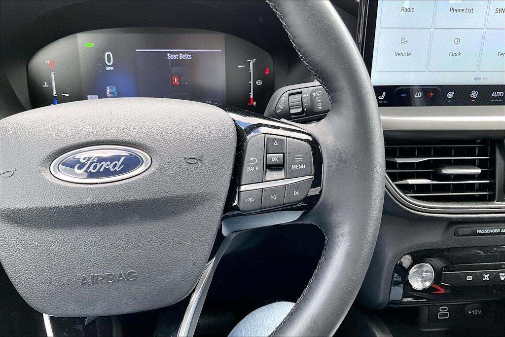 Thumbnail: 2025 Ford Escape - 26
