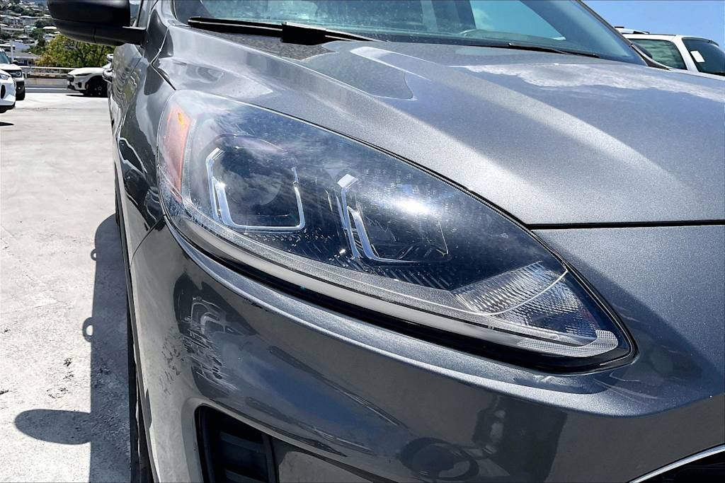 Thumbnail: 2022 Ford Escape - 31
