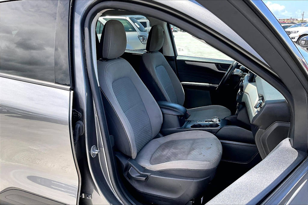 Thumbnail: 2022 Ford Escape - 11