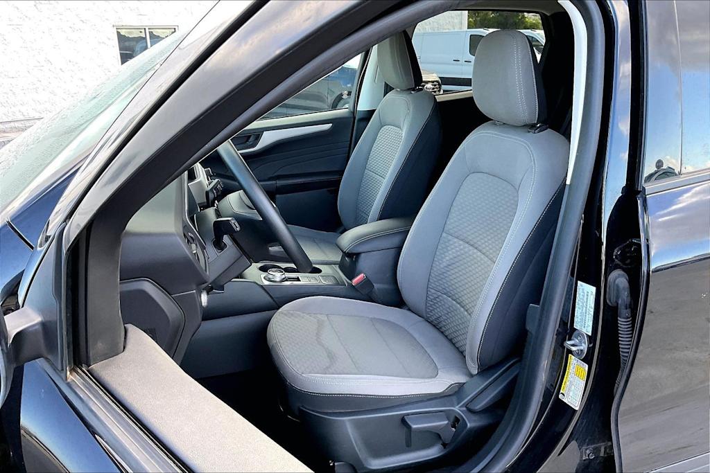 Thumbnail: 2022 Ford Escape - 11