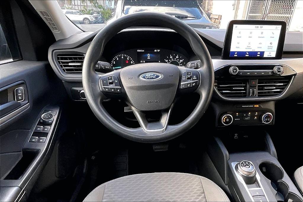 Thumbnail: 2022 Ford Escape - 14
