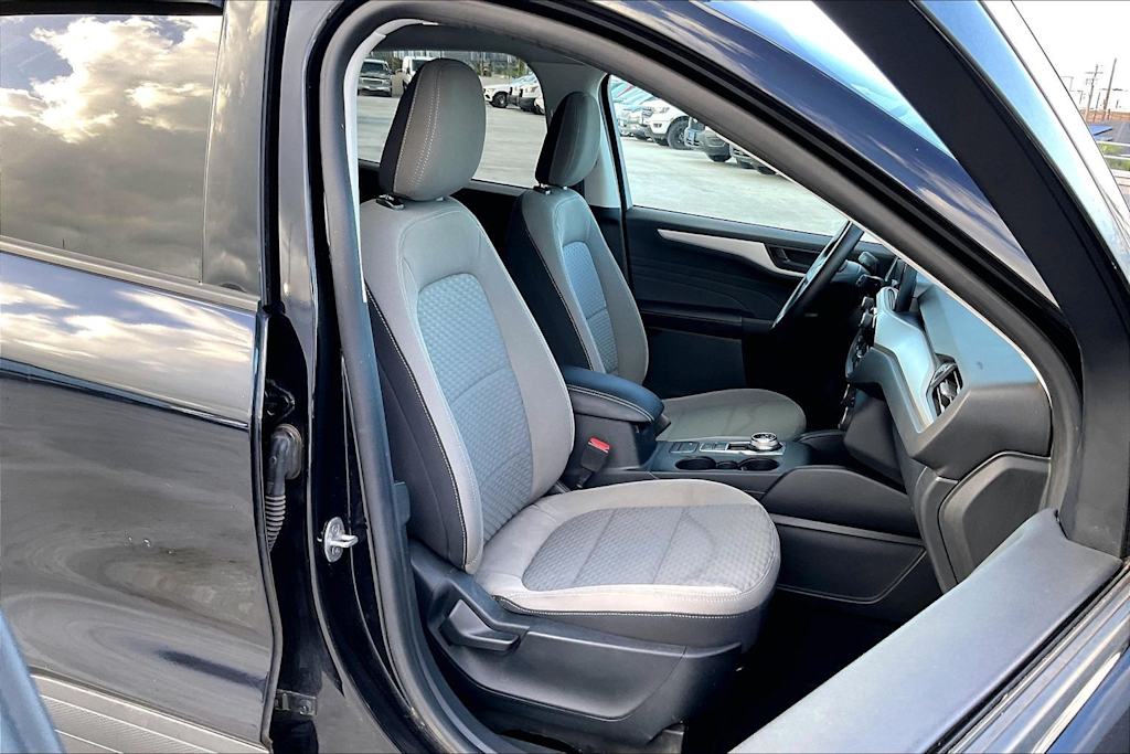 Thumbnail: 2022 Ford Escape - 12