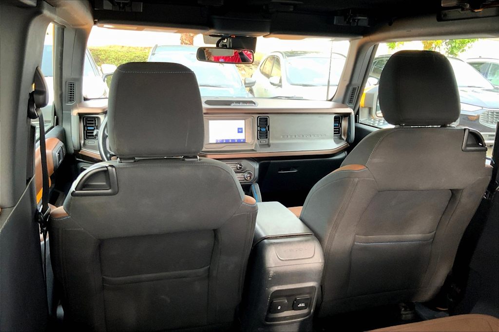 2021 Ford Bronco Outer Banks 11