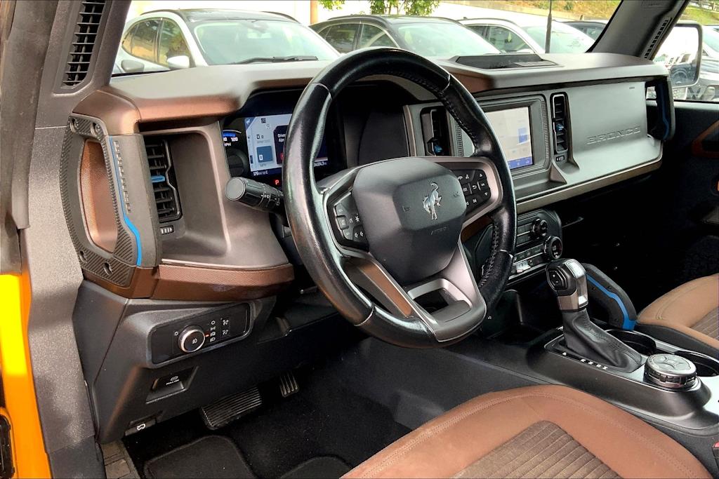 2021 Ford Bronco Outer Banks 2