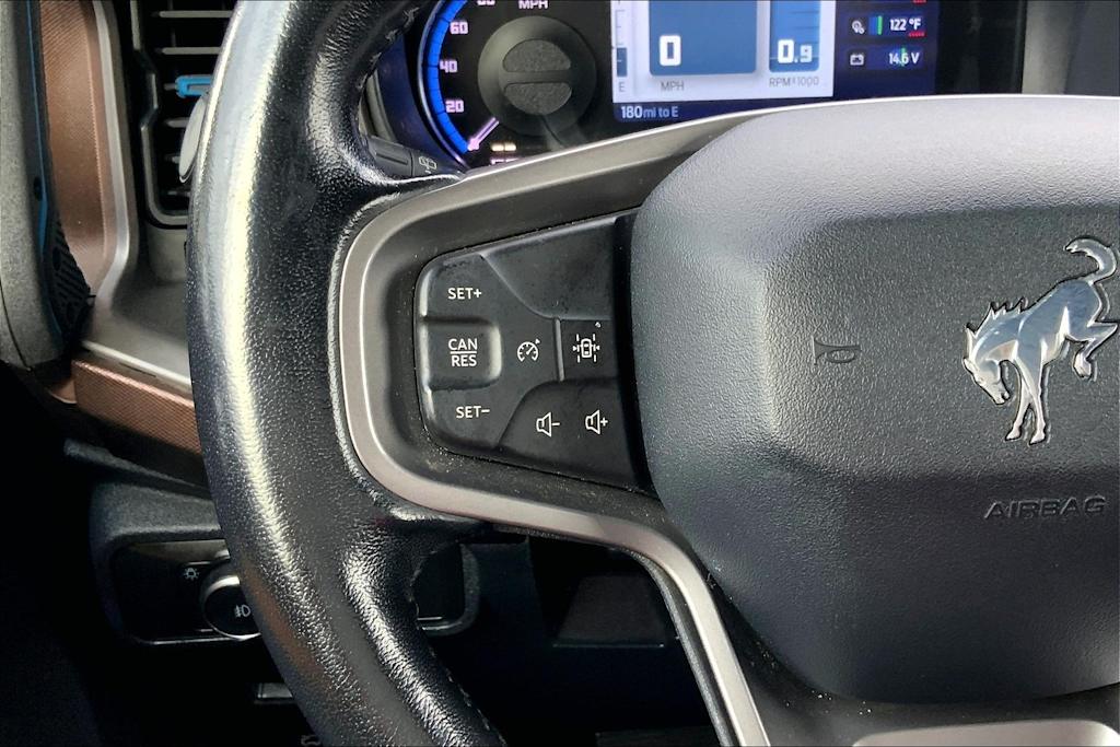 2021 Ford Bronco Outer Banks 25