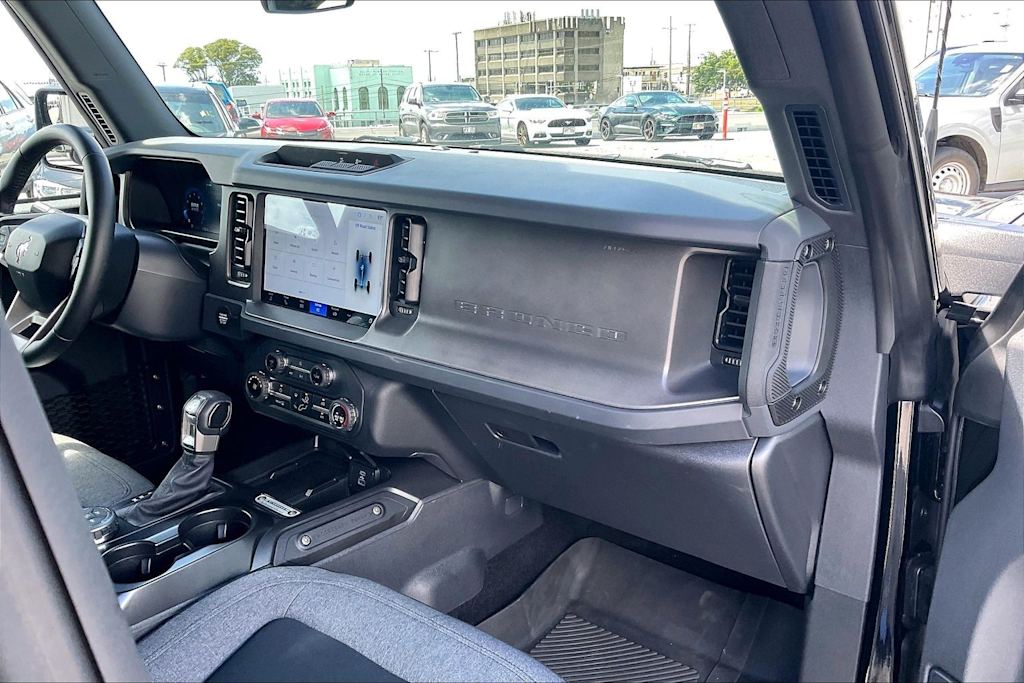 Thumbnail: 2025 Ford Bronco - 15