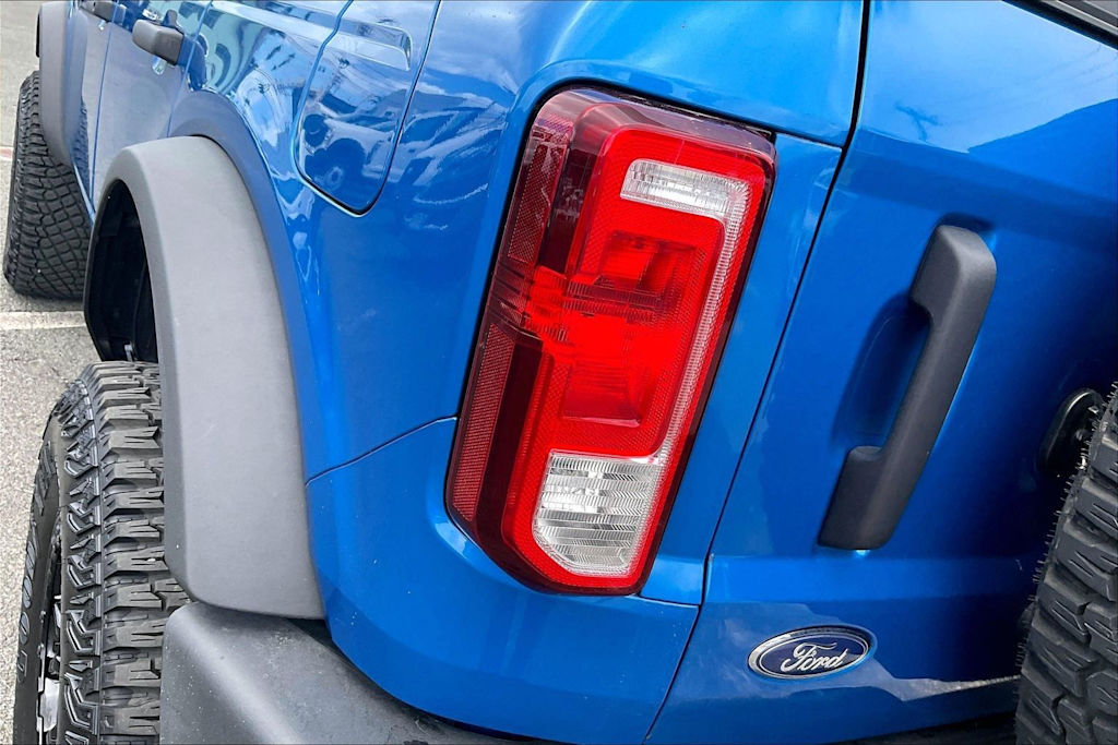Thumbnail: 2022 Ford Bronco - 32
