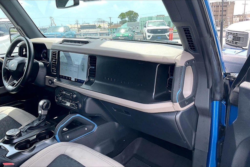 Thumbnail: 2022 Ford Bronco - 15