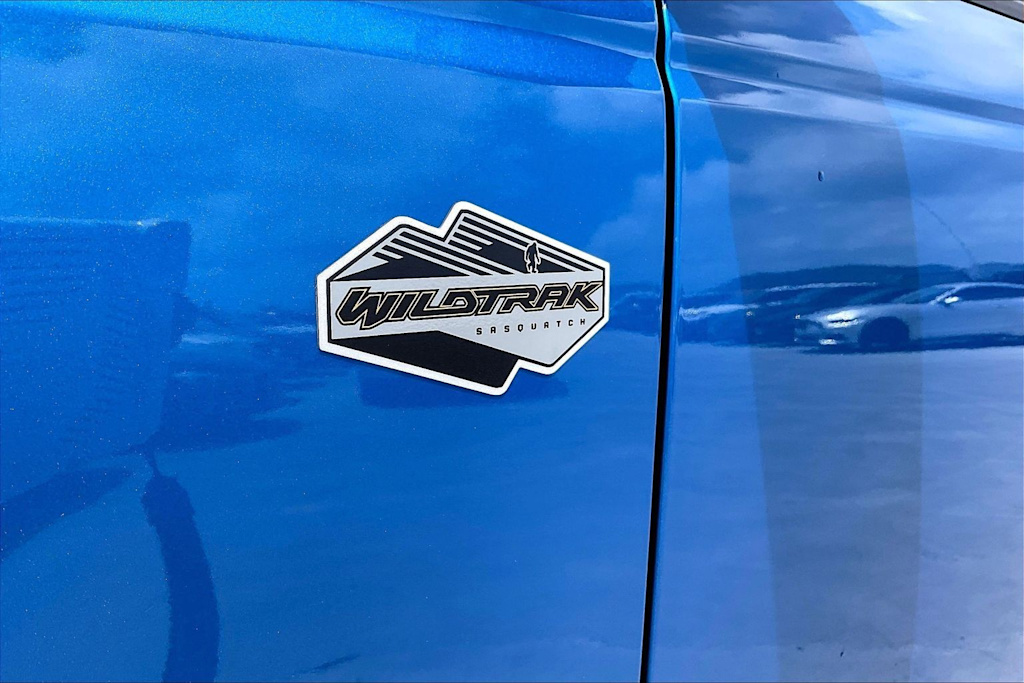 Thumbnail: 2022 Ford Bronco - 7