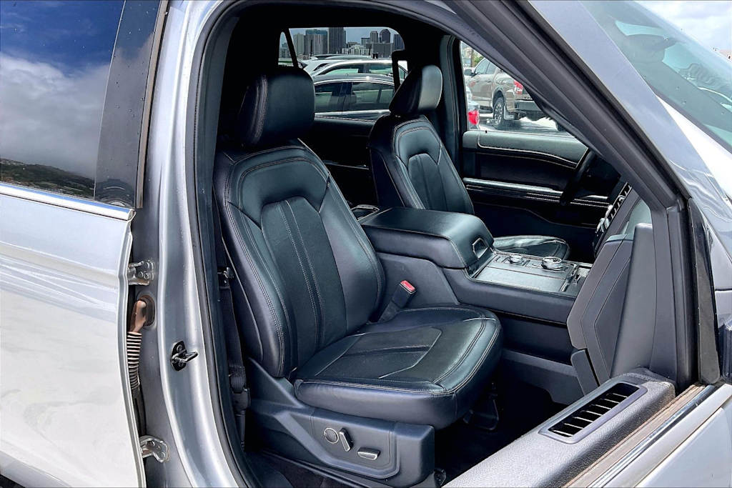 Thumbnail: 2021 Ford Expedition - 12