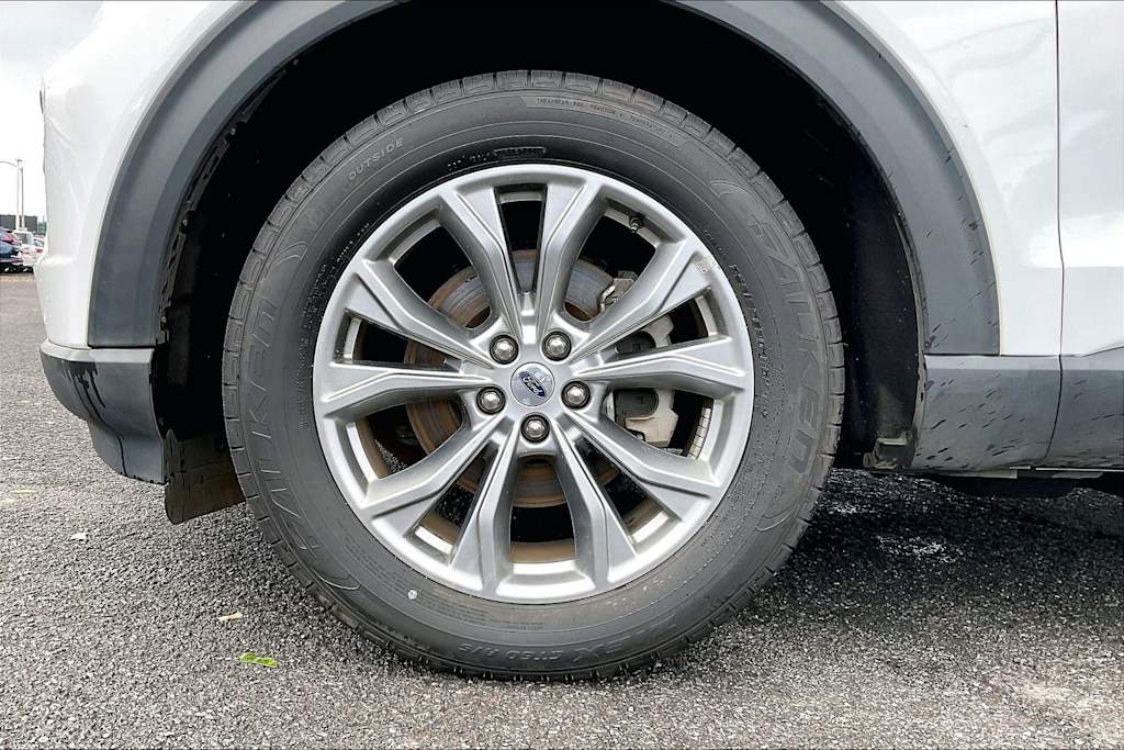 Thumbnail: 2022 Ford Explorer - 8