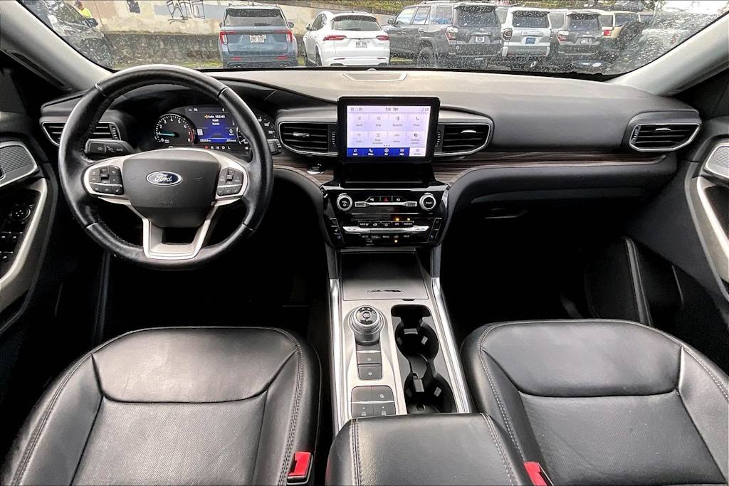 Thumbnail: 2022 Ford Explorer - 10