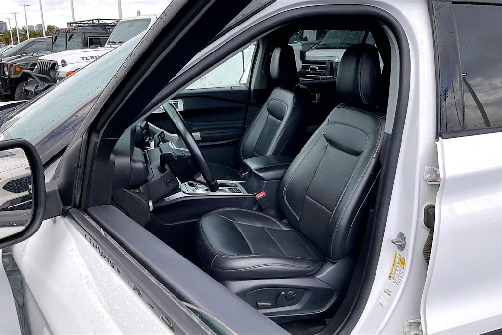 Thumbnail: 2022 Ford Explorer - 11