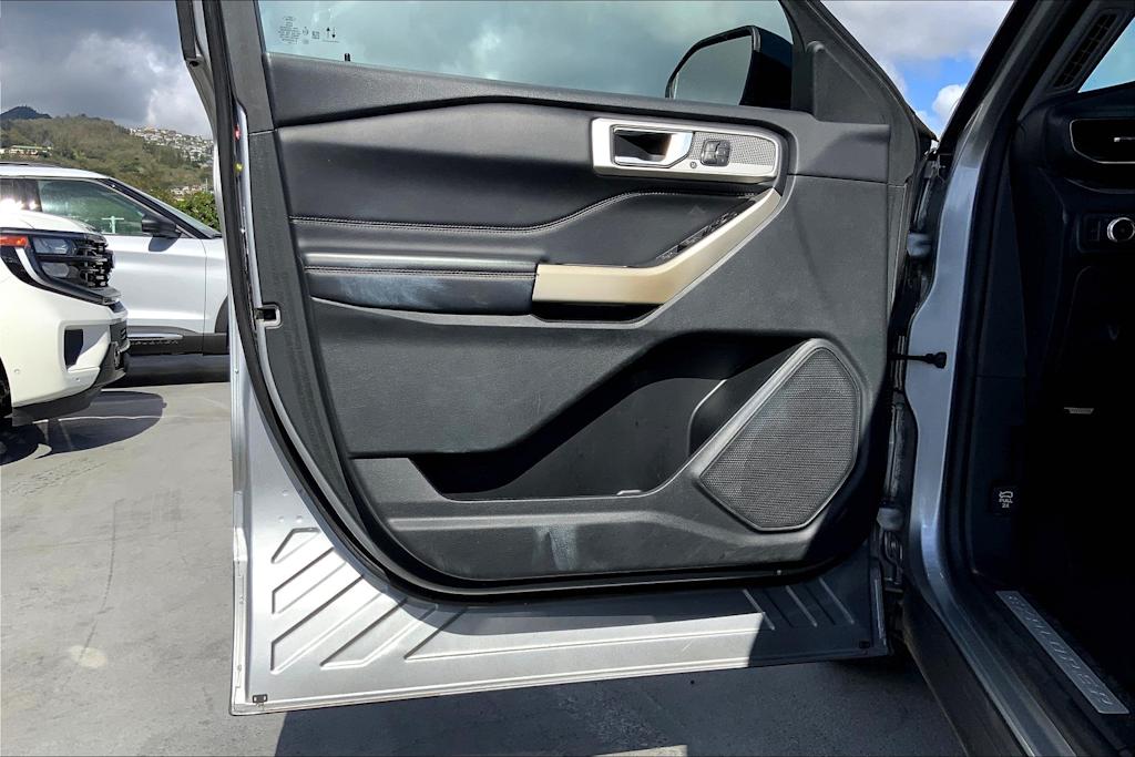 Thumbnail: 2022 Ford Explorer - 27