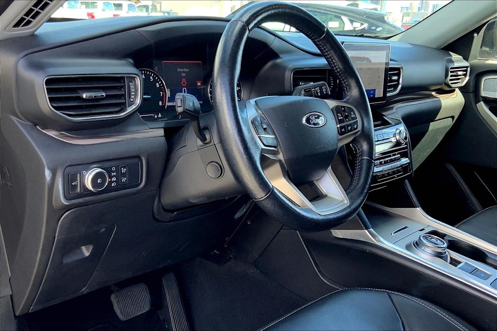 Thumbnail: 2022 Ford Explorer - 2