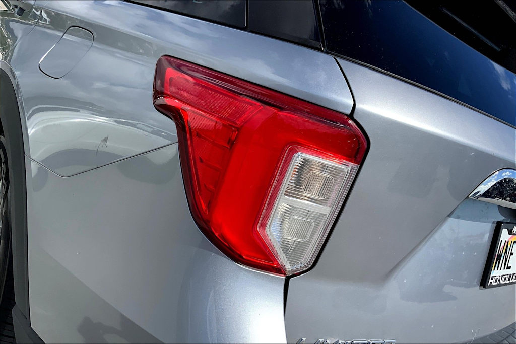 Thumbnail: 2022 Ford Explorer - 32