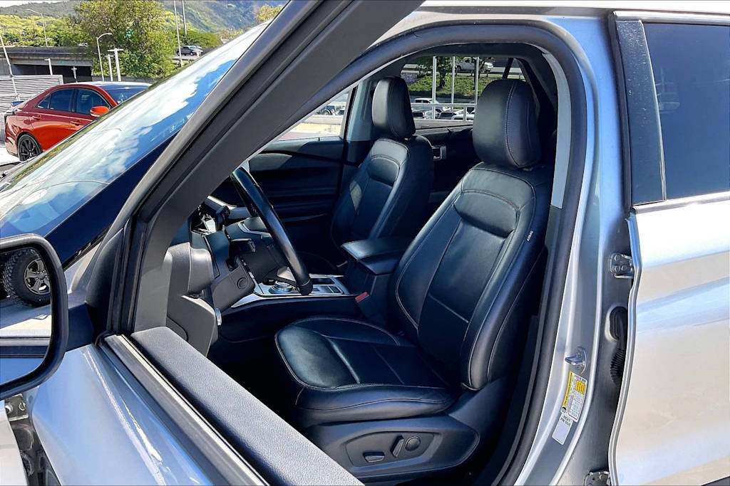 Thumbnail: 2022 Ford Explorer - 22