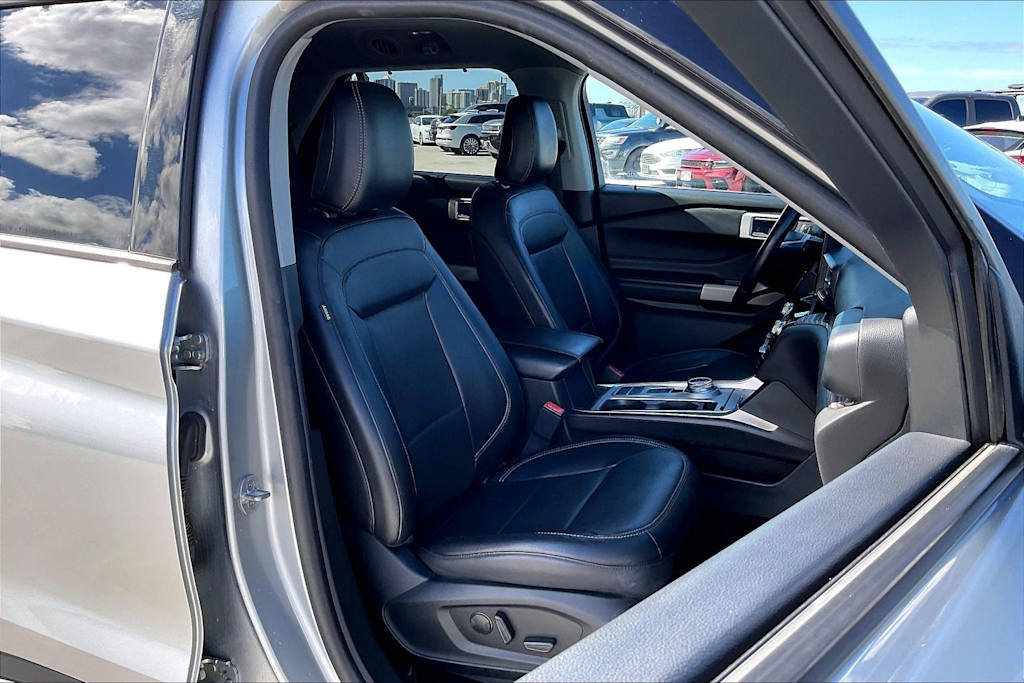 Thumbnail: 2022 Ford Explorer - 12