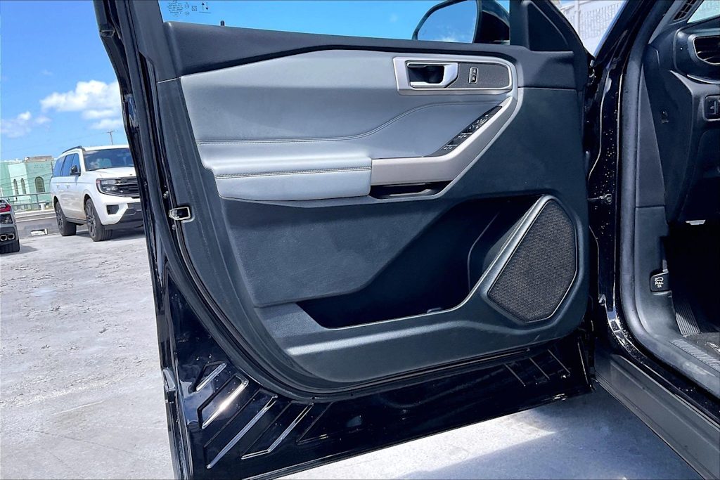 Thumbnail: 2023 Ford Explorer - 27