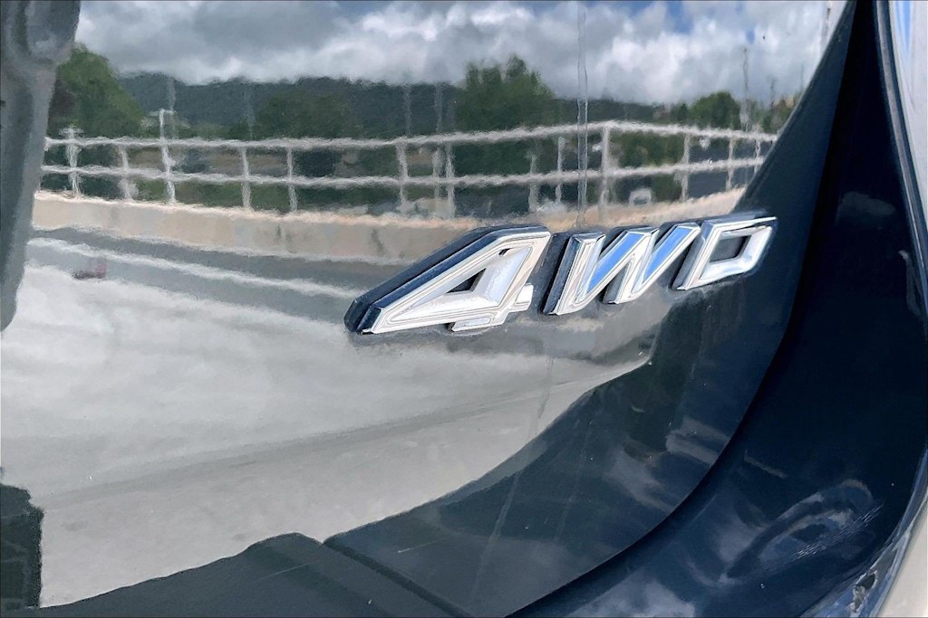 Thumbnail: 2022 Ford Explorer - 7