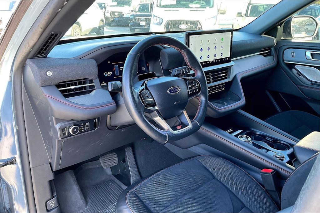 Thumbnail: 2025 Ford Explorer - 2