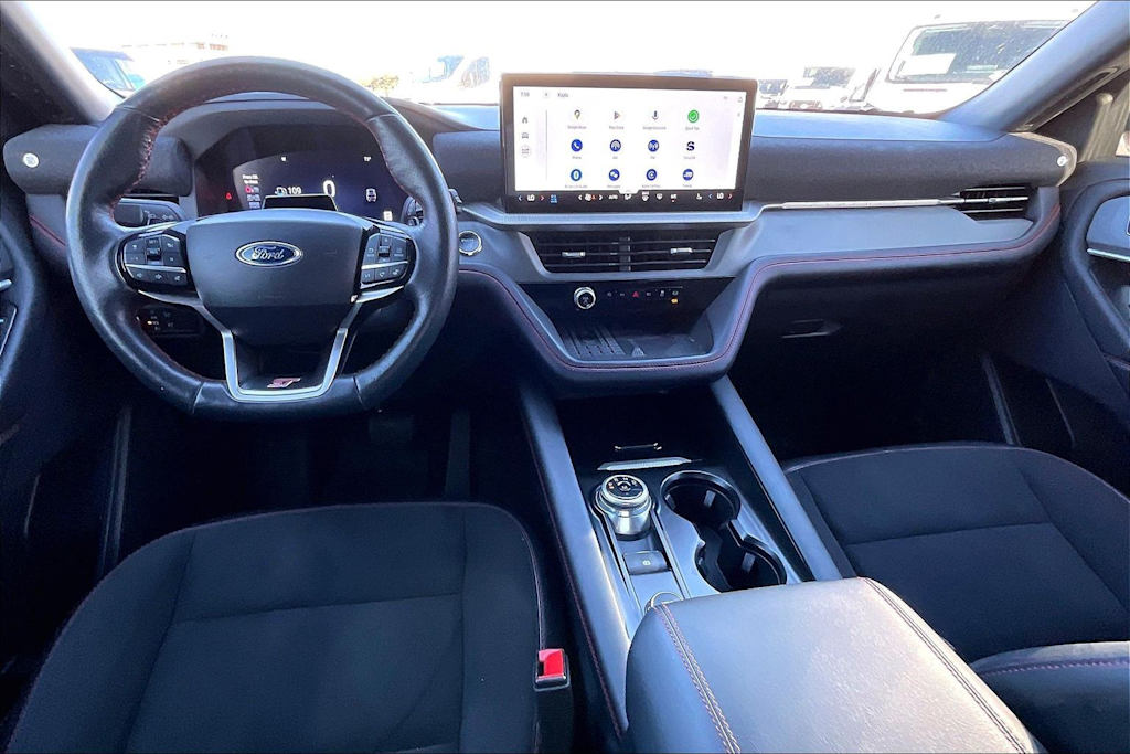 Thumbnail: 2025 Ford Explorer - 9