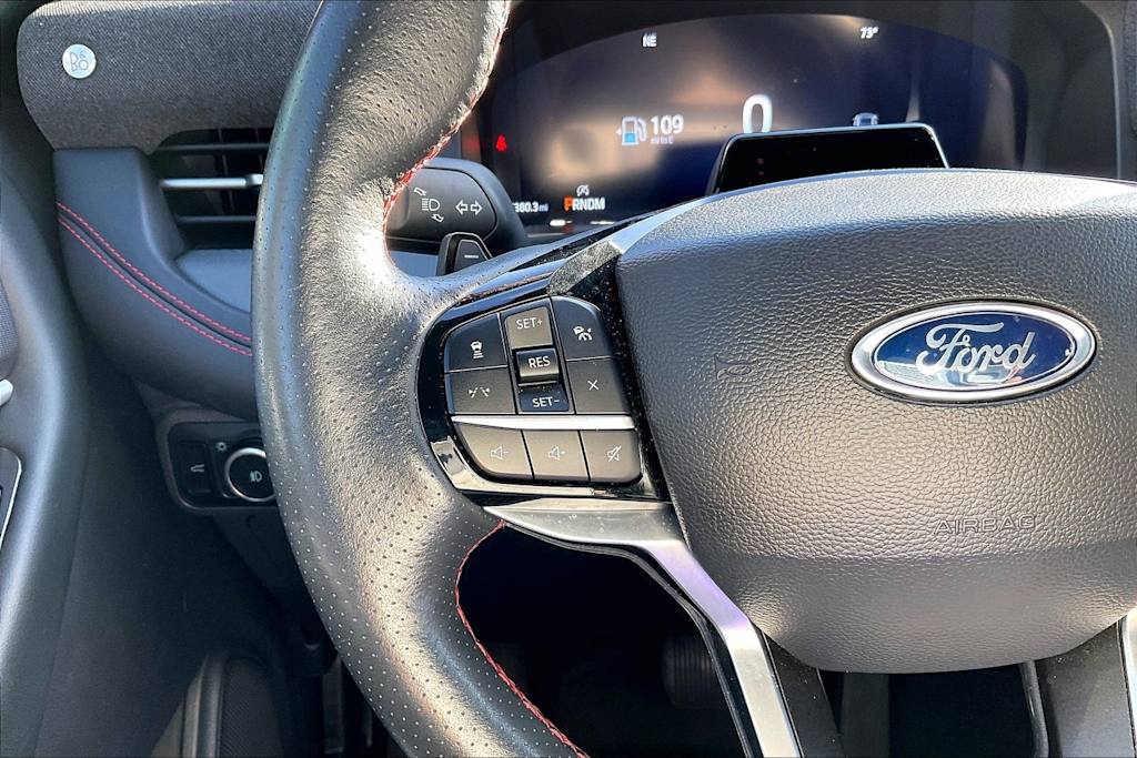 Thumbnail: 2025 Ford Explorer - 24