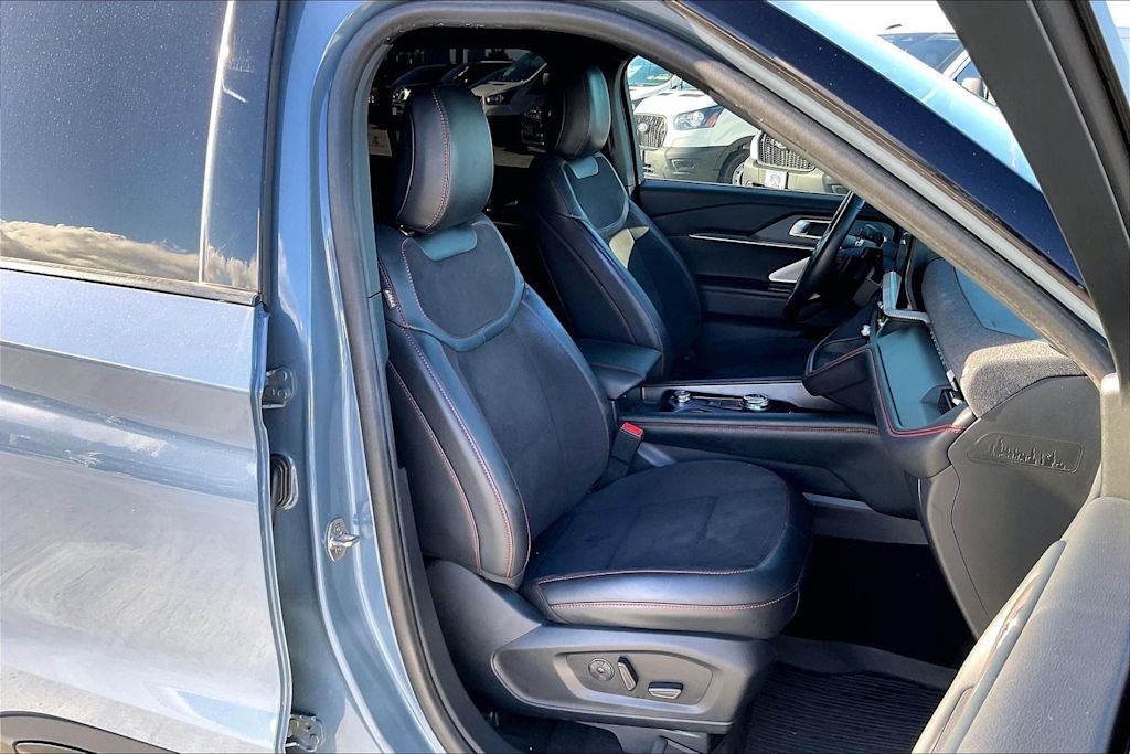 Thumbnail: 2025 Ford Explorer - 11