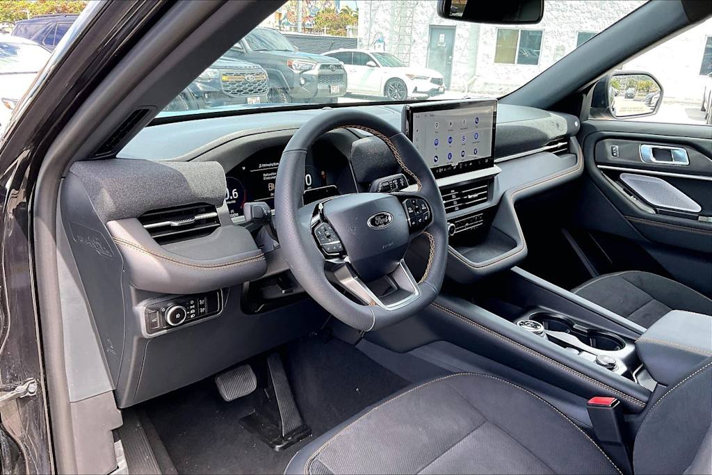 Thumbnail: 2026 Ford Explorer - 2