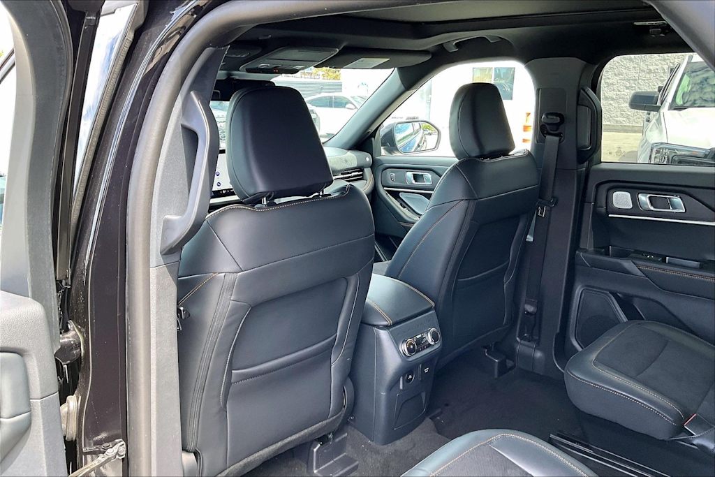 Thumbnail: 2026 Ford Explorer - 12