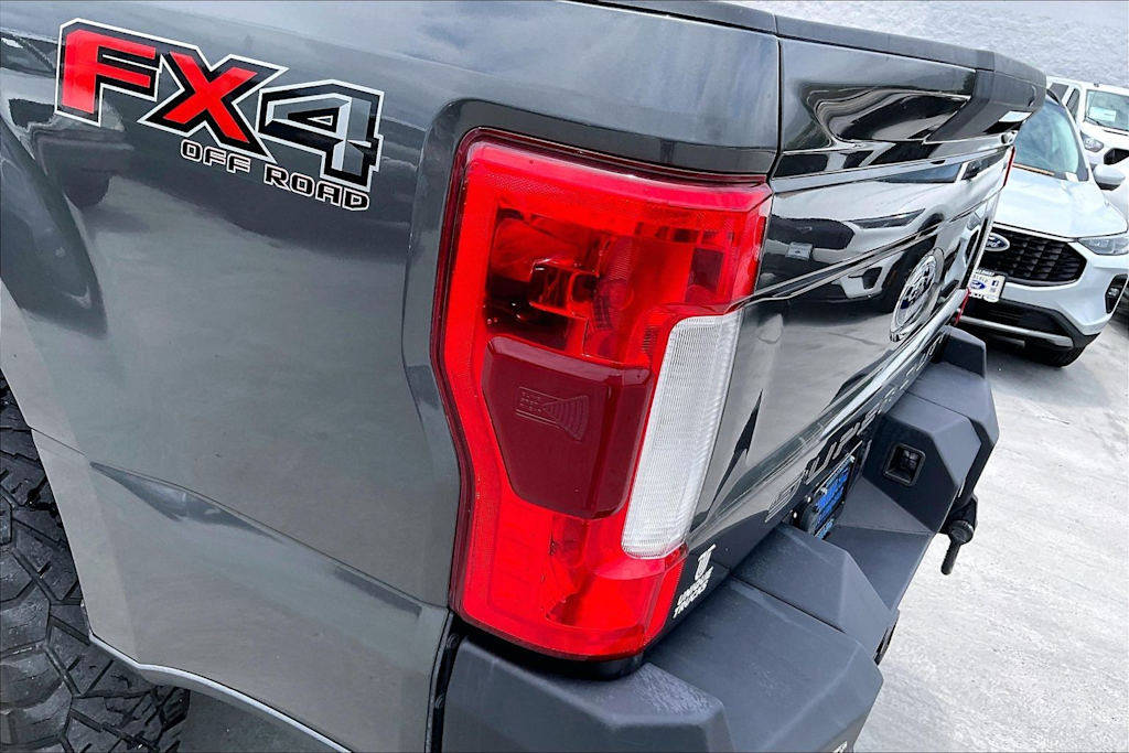 Thumbnail: 2019 Ford F-250 - 32