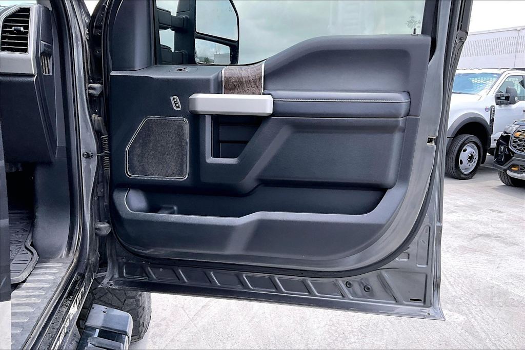 Thumbnail: 2019 Ford F-250 - 28