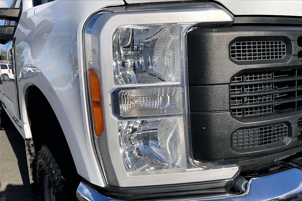 Thumbnail: 2023 Ford F-250 - 31