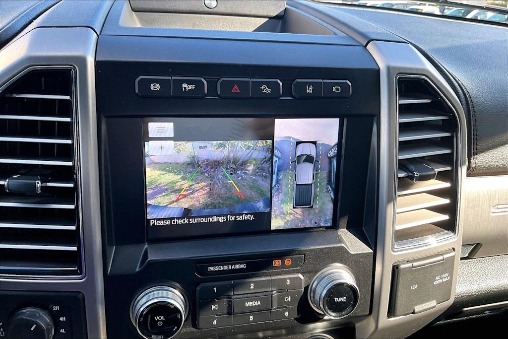 Thumbnail: 2021 Ford F-250 - 28