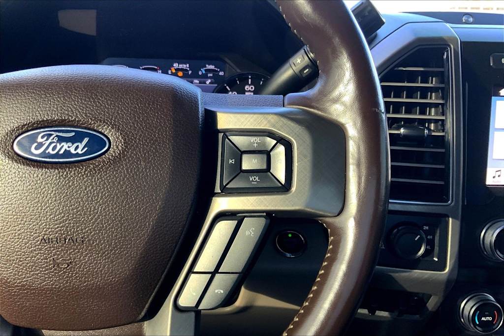 Thumbnail: 2019 Ford F-350 - 26