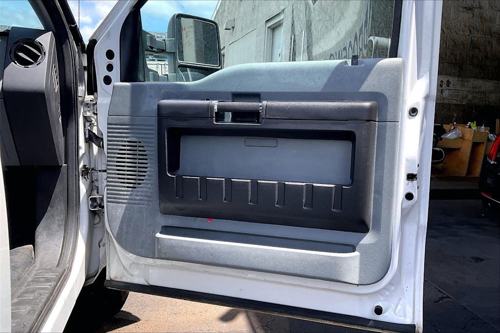 Thumbnail: 2015 Ford F-250 - 28